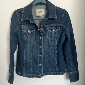 Live A Little Denim Jacket with pockets and snap front sz Med